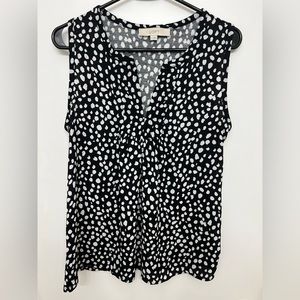 ***SOLD*** LOFT Black and White V-Neck Shell